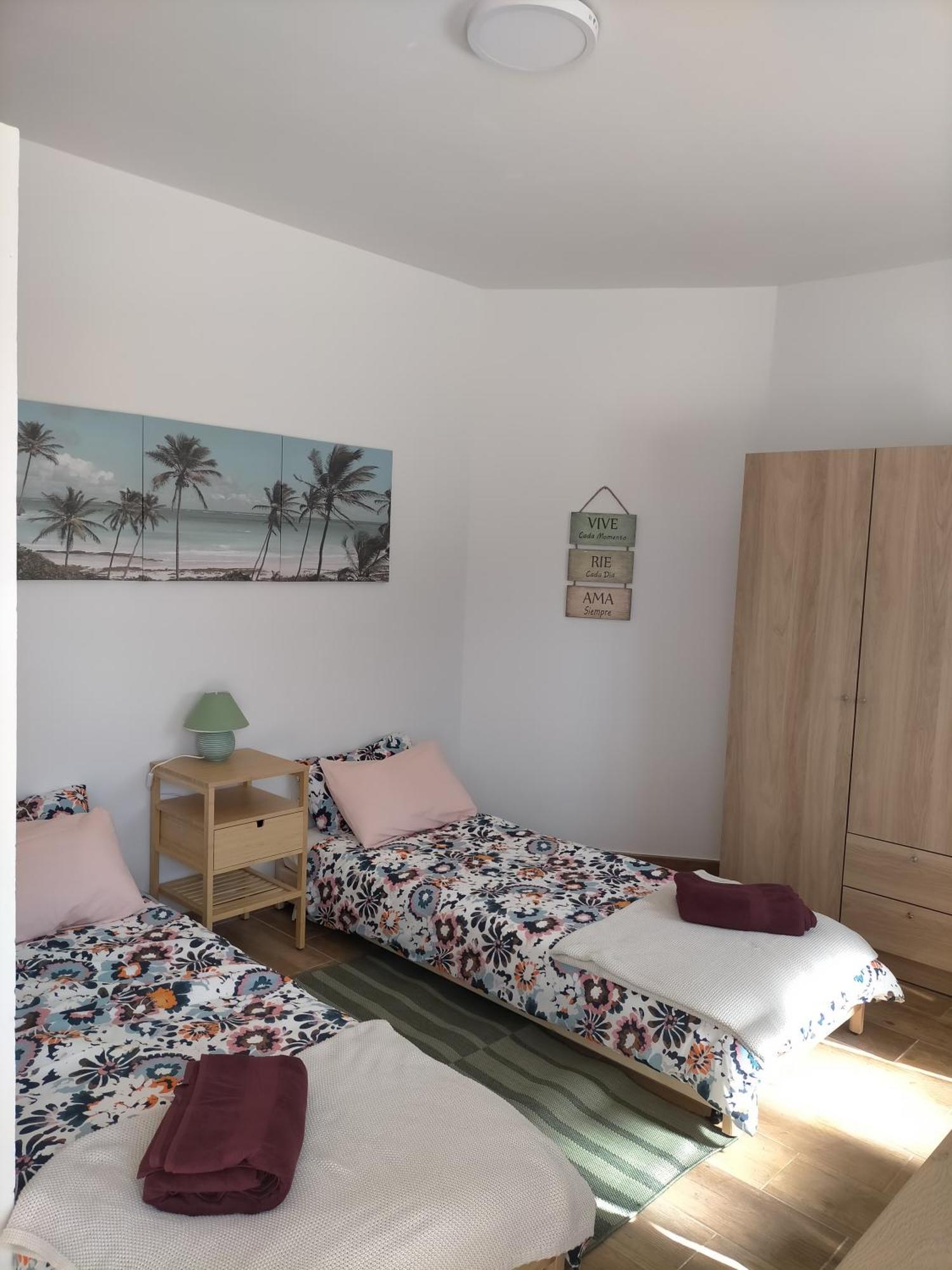 Casa Plaza San Nicolas De Bari Sardina Eksteriør bilde