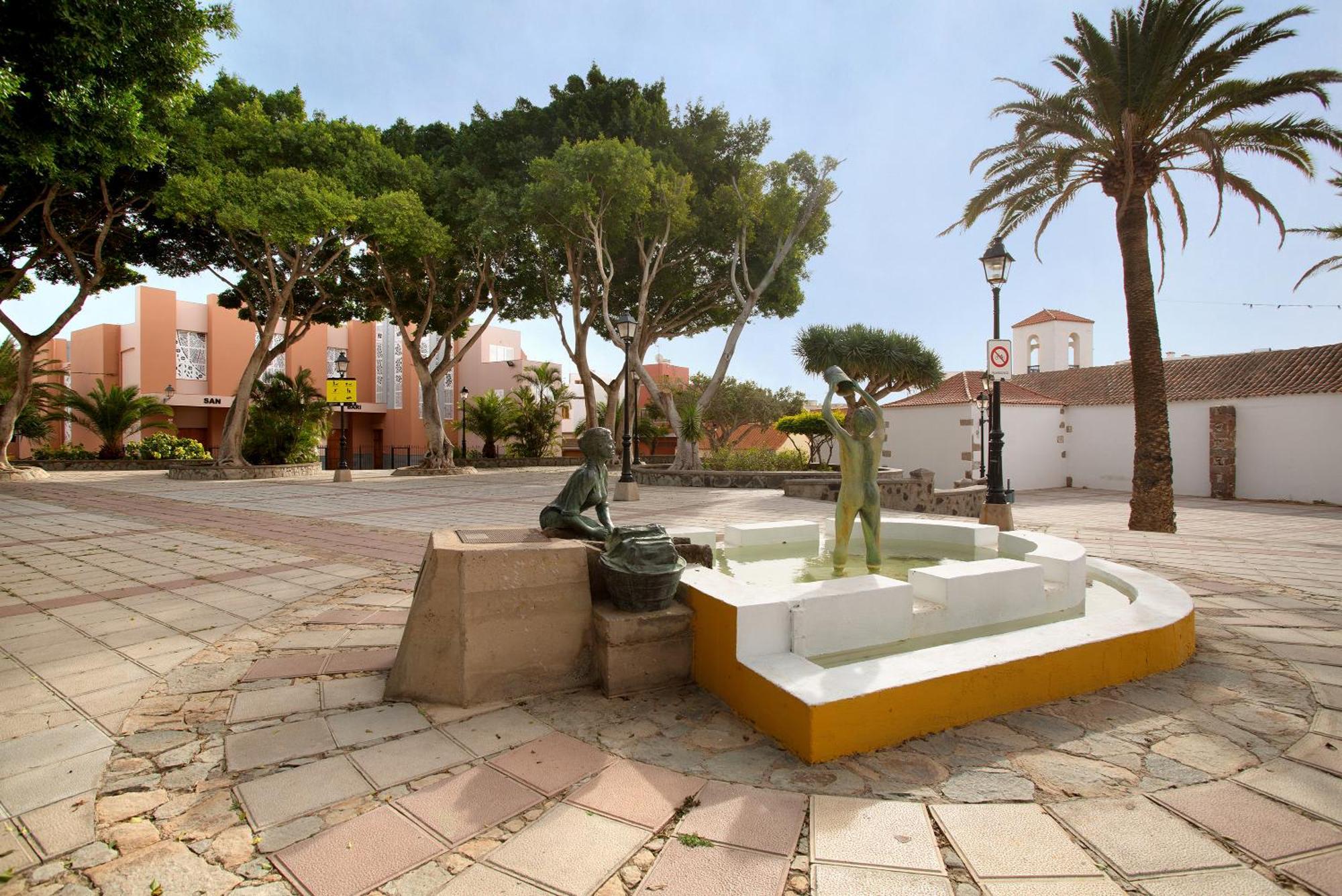 Casa Plaza San Nicolas De Bari Sardina Eksteriør bilde