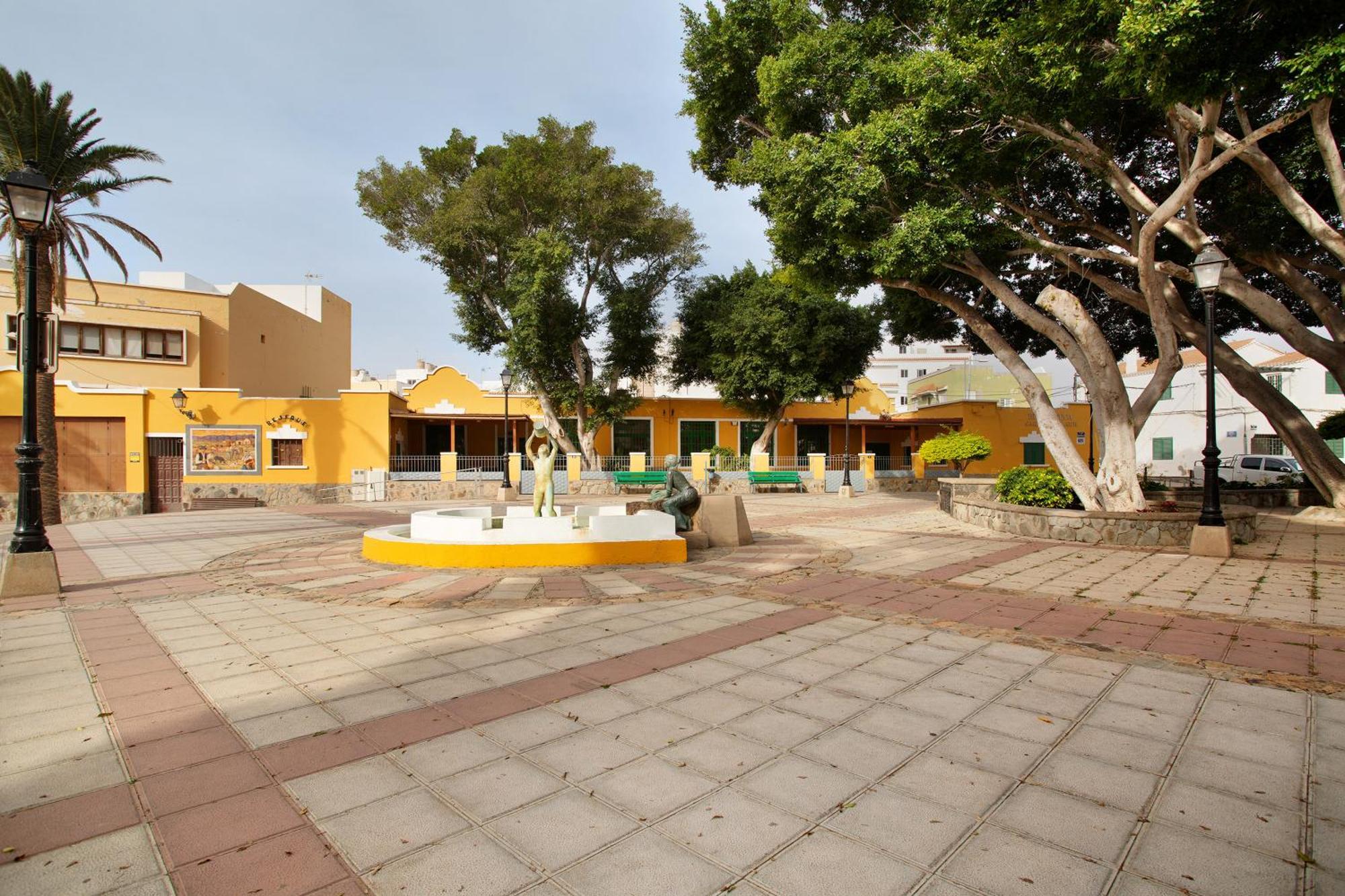 Casa Plaza San Nicolas De Bari Sardina Eksteriør bilde
